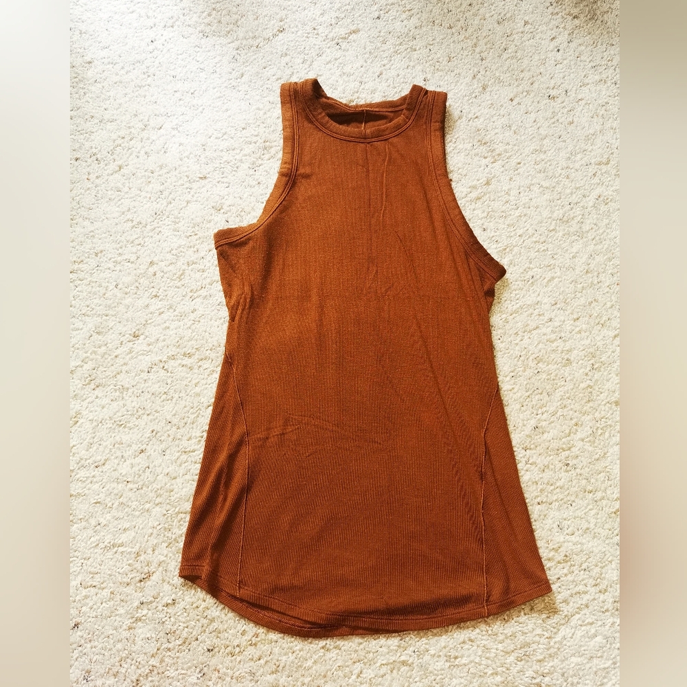 lululemon hold tight tank Copper Brown size 4